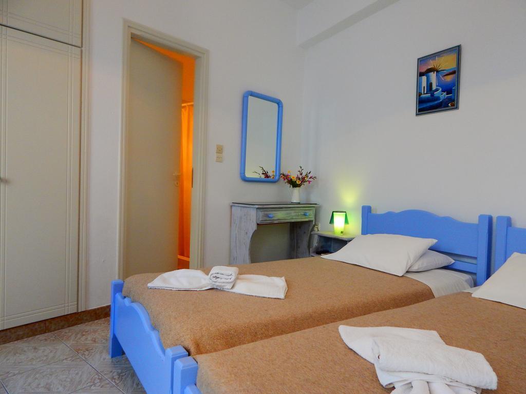 Evgenia Rooms And Apartments Folégandros Quarto foto